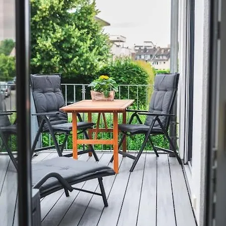 Traumwohnung Im Koelner Sueden *