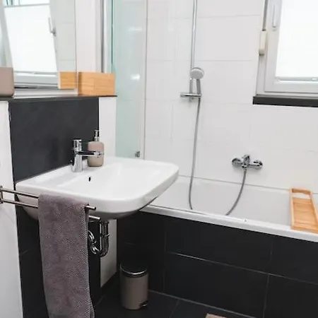 Traumwohnung Im Koelner Sueden Apartment *