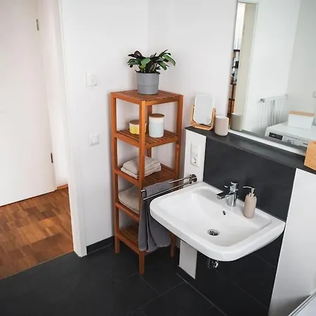 Appartement Traumwohnung Im Koelner Sueden *